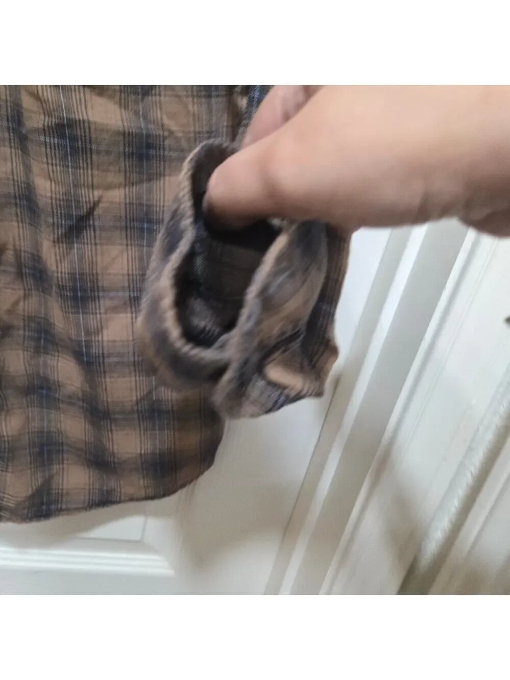 Knife Plaid Flannel Shirt Medium Brown Cotton Button Up